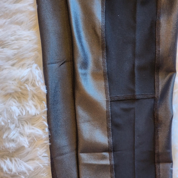 90 Degree By Reflex Leggings/ Activewear - Picture 4 of 9